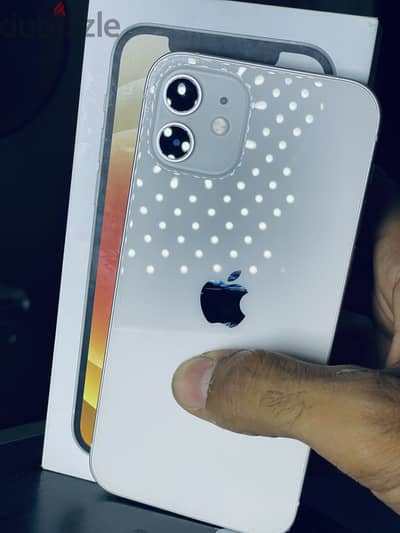 ايفون 12 عادي