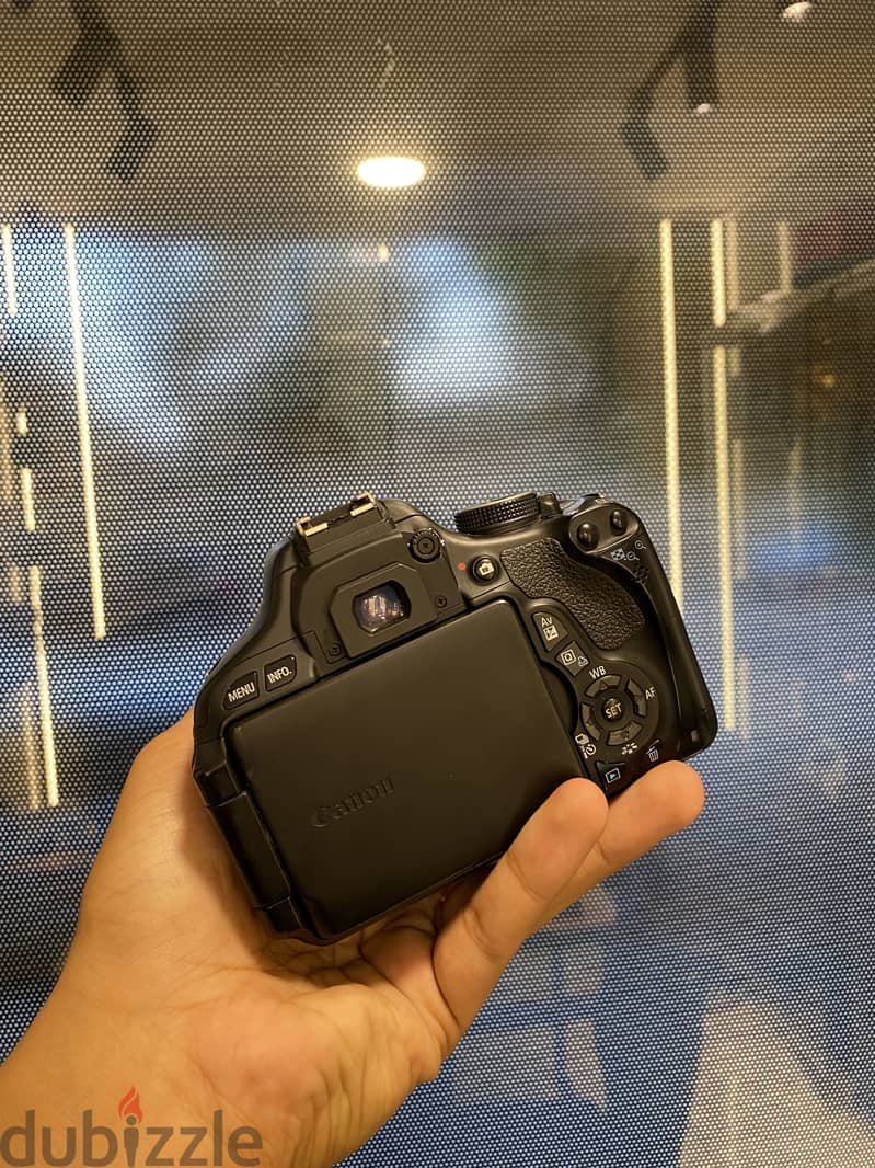 Canon 600D 4