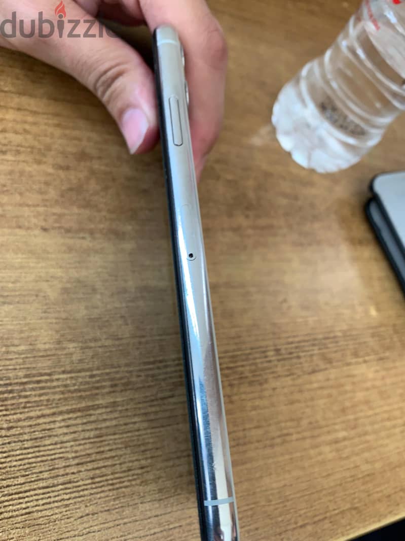 Apple - iPhone 11 Pro Max 1