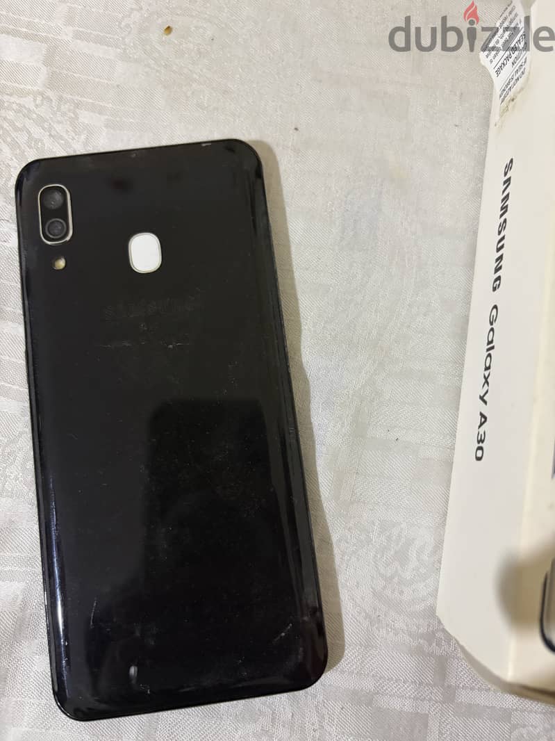 Samsung A30 1