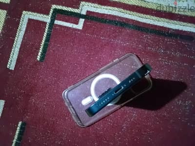 ايفون ١٣