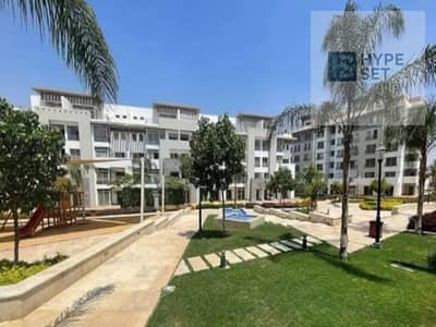apartment 3 bedrooms overlooking the lake with a spacious area at the lowest price with the best view in the compound payment plans up to 10 years