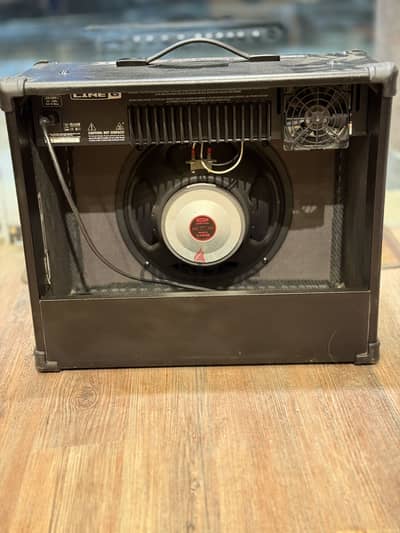 Amplifier guitar line 6 spider امب جيتار