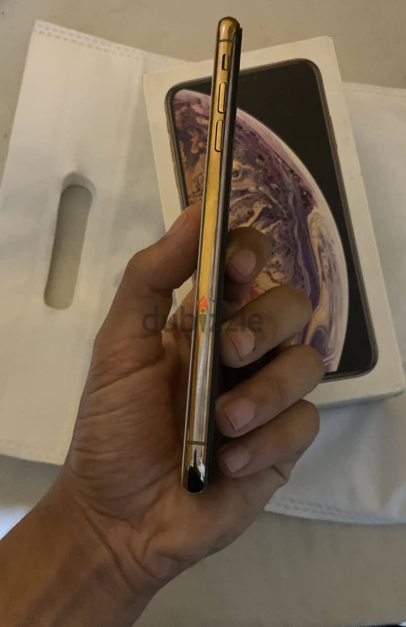 Apple - iPhone XS Max 2