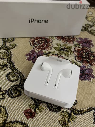 سماعه Apple