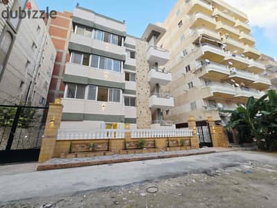 Villa four floors wonderful in Alexandria Palm Beach finishing Lux
