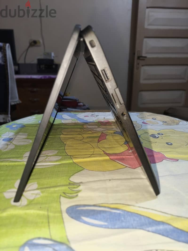 Dell. . touch screen+fingerprint+face ID 1
