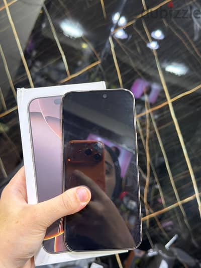 Apple - iPhone 16 Pro Max