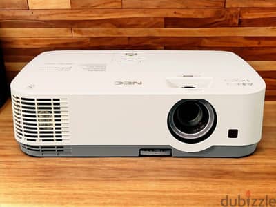 NEC ME361W Projector 45 hours used
