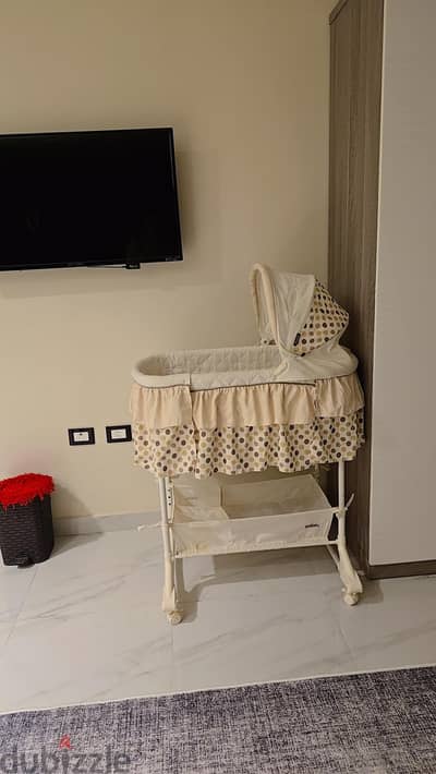 سرير اطفال