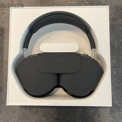 Airpods Max // Space Gray // Original Spigen Steel Cover