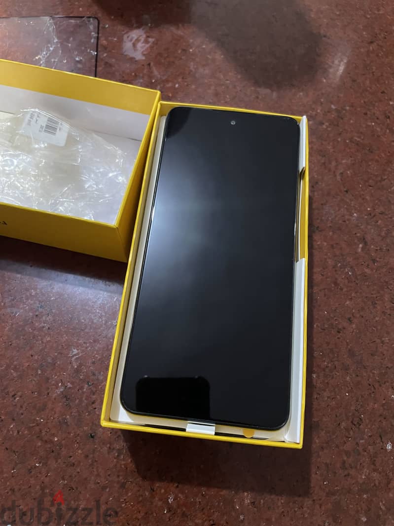 Realme C75 1