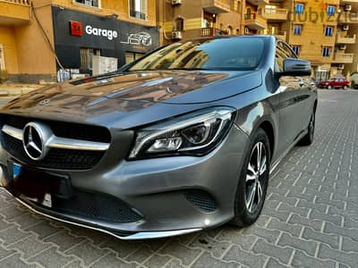 Mercedes-Benz CLA 180 2019