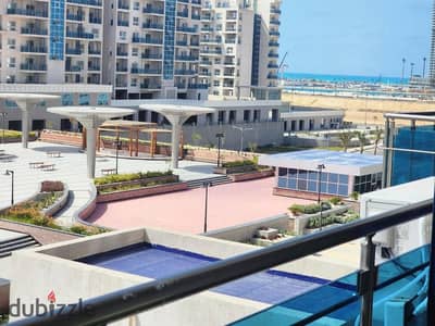 محل ٤٥ متر ارضي للبيع من المالك  في داون تاون العلمين الجديدة خلف الابراج