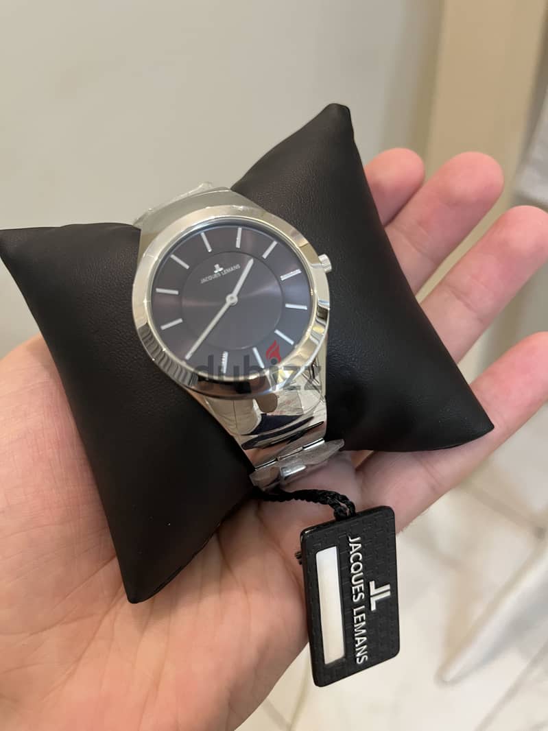 ساعة Jacques Lemans جديدة 4