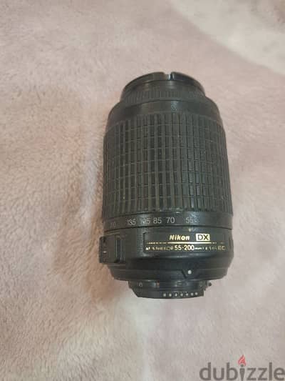 عدسه nikon استعمال خفيف