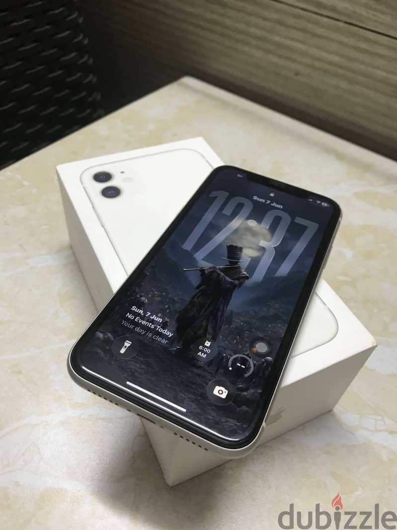Apple - iPhone 11 9