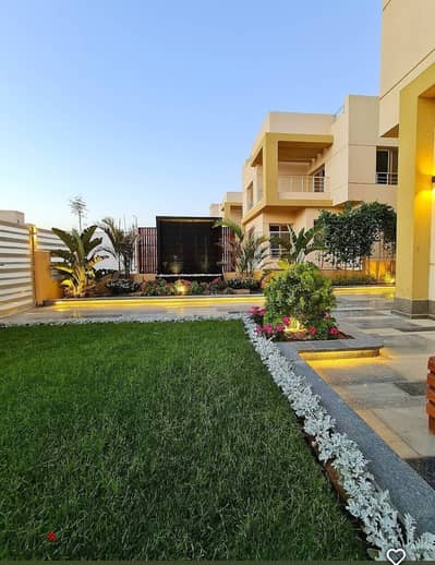 Villa ready for immediate delivery, fully finished, in a very special location in Grand Heights