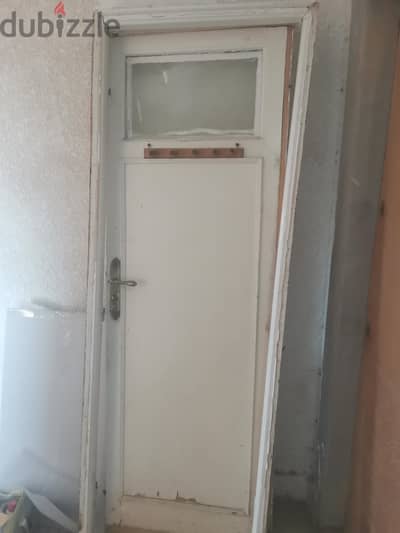 باب حمام بالحلق