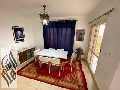 175 sqm luxury furnished apartment, 3 bedrooms, fully equipped, ready to move in. Rent is negotiable for serious tenants.