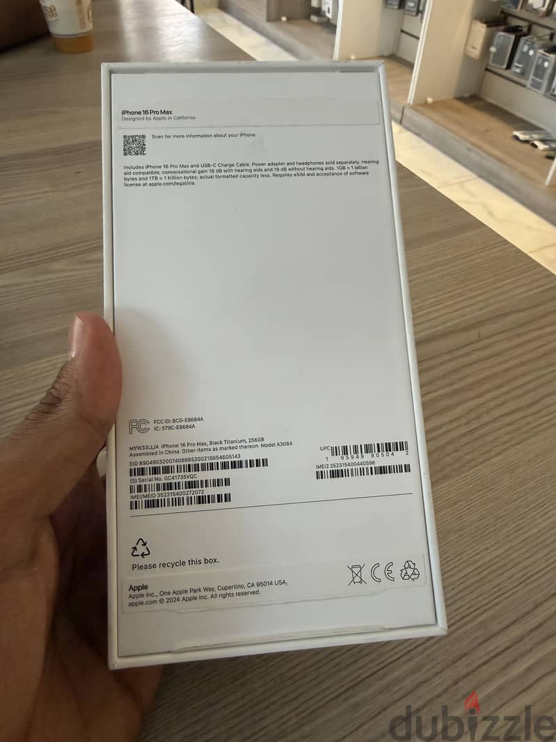 Apple - iPhone 16 Pro Max 5