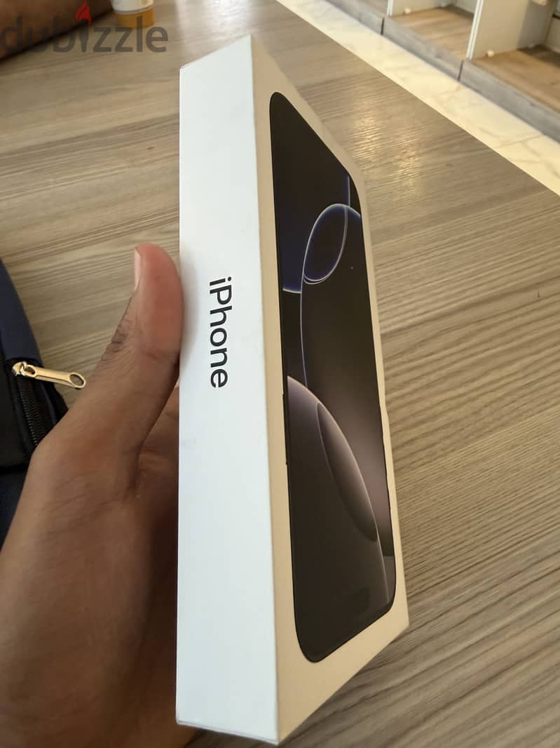 Apple - iPhone 16 Pro Max 6