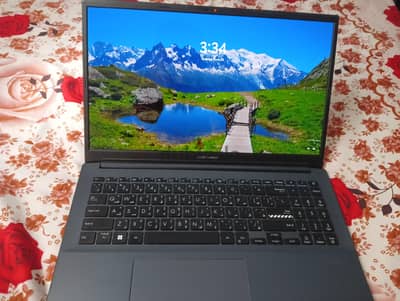 Asus vivobook 15 bro