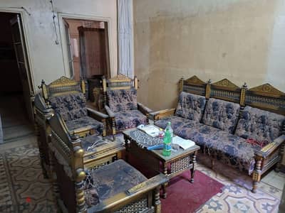 صالون كلاسيك خشب (كنبة + 4 كراسى + ترابيزة)