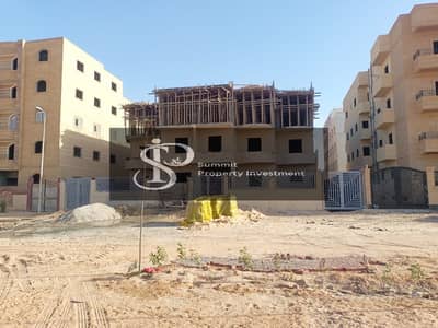 Apartment for sale in neighborhood 81, Greek Quarter, third upper floor, area 160m, 10th of Ramadan