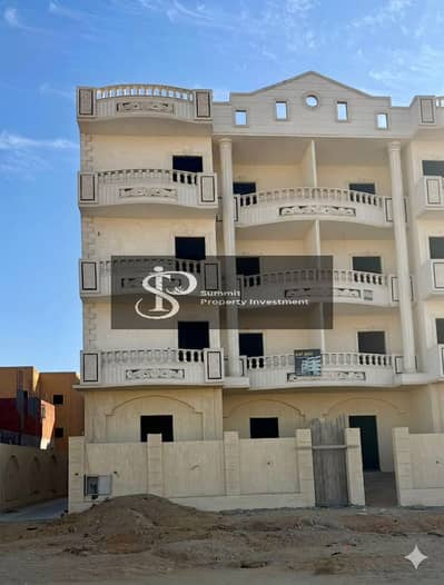 شقة نصف تشطيب بالحي اليوناني حي 31 مجاورة 81 مساحة 185 متر دور تالت في العاشر من رمضان