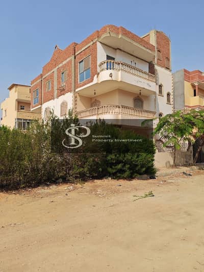 منزل بمجاورة 35 مساحة 300 متر