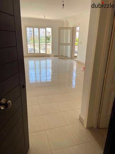 Apartment 140 meters for sale cash in the finest stages of Madinaty Stage B10, the distinguished and most sought-after model in Madinaty, open view, not compromised at all, finishing by the company, first residence next to services.