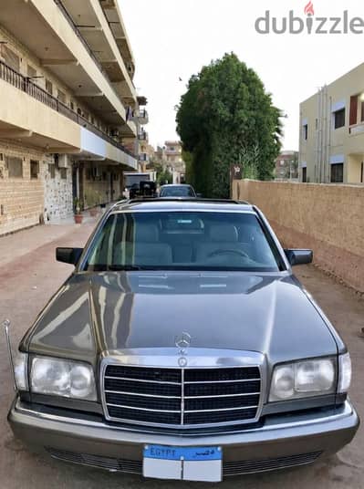مرسيدس بنز إس 300 1986