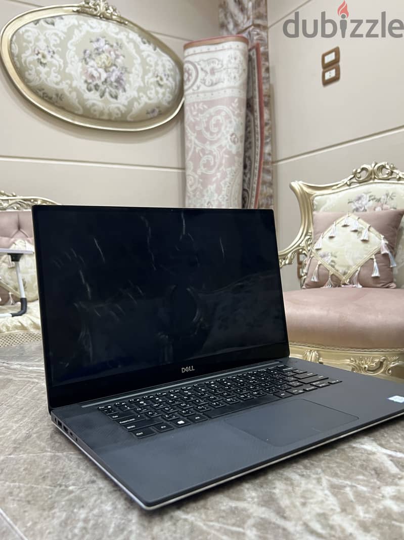 Dell percision 5540 4k screen 1