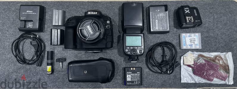 كاميرا Nikon D800E مع عدة تصوير واضاءة كاملة