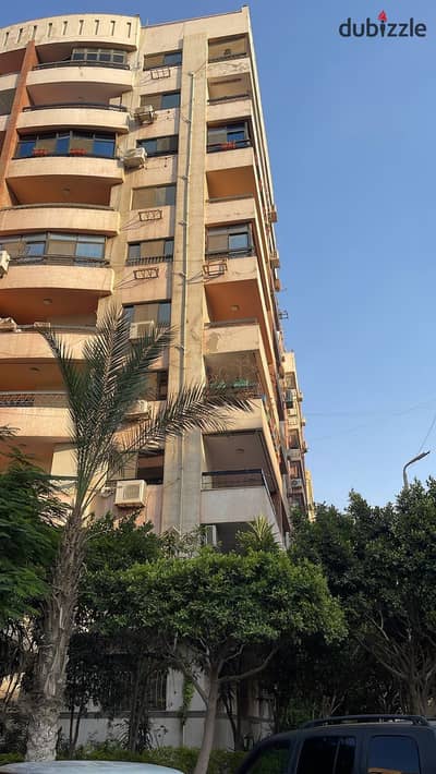 Apartment for sale 238m net – for sale due to special circumstances – with kitchen and air conditioning – share in the land and garage – Diplomatic District – Nasr City a prime location in the Diplomatic District near Pepsi.