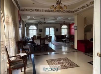 Twin house for rent, 4 bedrooms, in Westgate compound