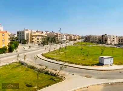 امتلك ارضي بحديقة بحي نادي هيليوبليس 260 متر + 100 متر جاردن صف اول علي نادي هيليوبليس