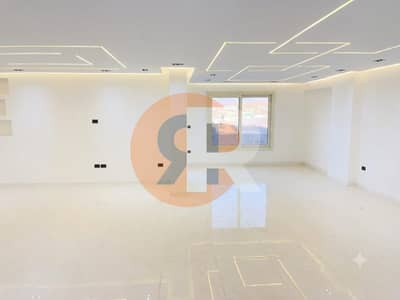 A spacious apartment for sale in Zahraa El Maadi, 7th District