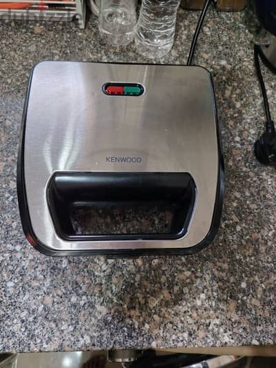 Kenwood sandwich maker and waffle كينود ساندوتش و وافل ميكير