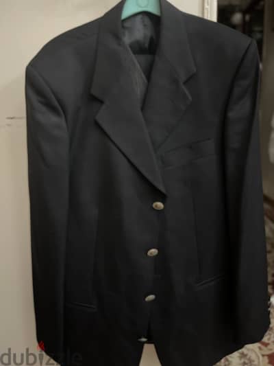 بدلا Dry clean only من لبنان