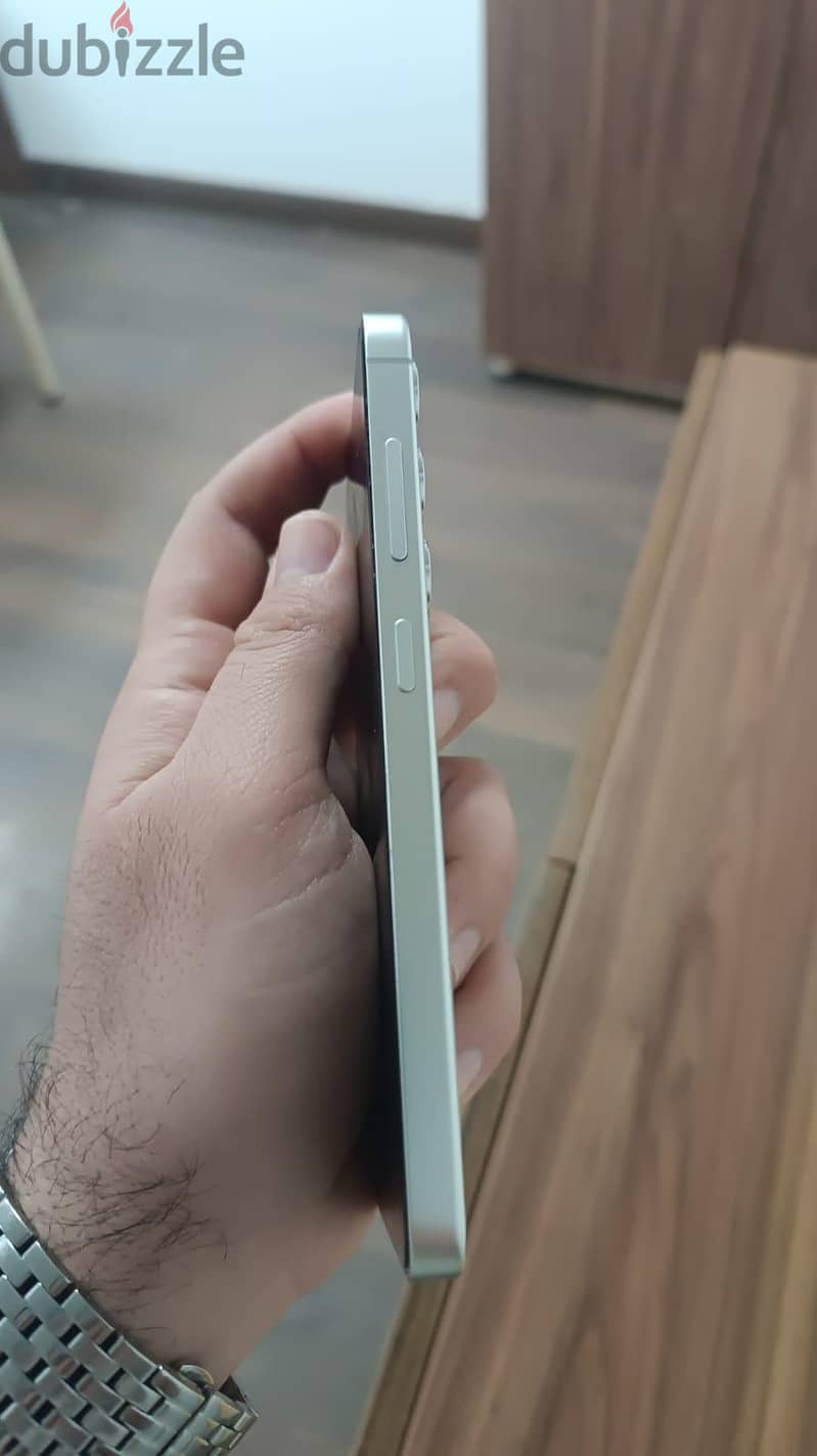 Samsung S24 2