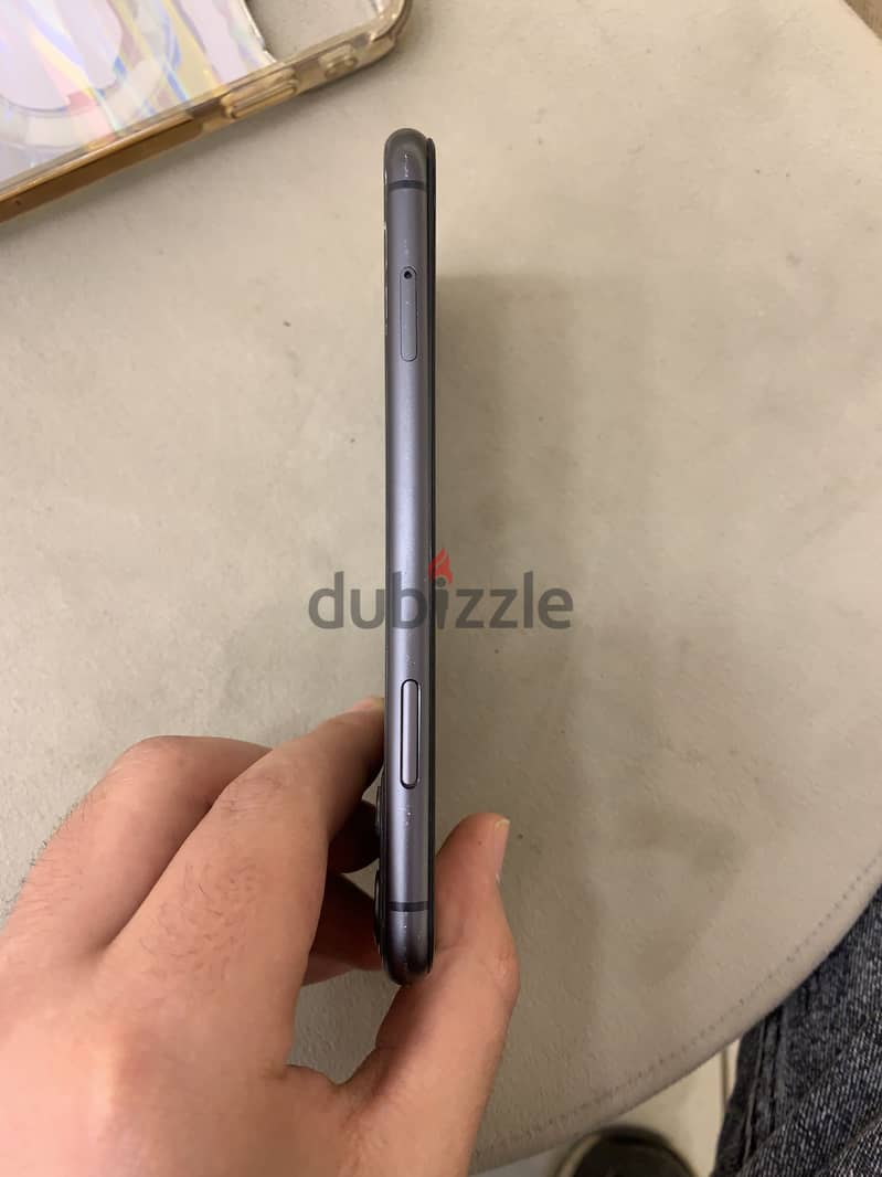 Apple - iPhone 11 2