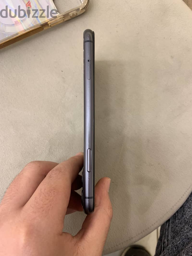 Apple - iPhone 11 3