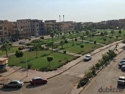 شقة للأيجار فيو عالحديقة بالتجمع الاول - خلف الميراج