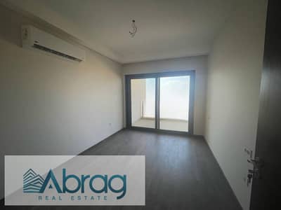 For Rent: 3-bedroom apartment with kitchen and A/C units; first-time occupancy; located in Zed West Compound, Sheikh Zayed.
