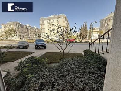 With a Prime View Luxury Fully Finished Villa for Sale in Mountain View Hyde Park - New Cairo