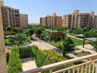 شقه للايجار ف وصال 165م سعر مميز