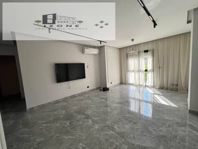 شقة للإيجار تشطيب كامل في SODIC Villette القاهرة الجديدة 130م مطبخ وتكييفات وأجهزة 2 غرفة نوم 3 حمامات