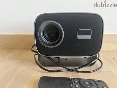 HD WiFi video projector